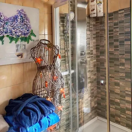 아파트 Mordelliya Private Jacuzzi